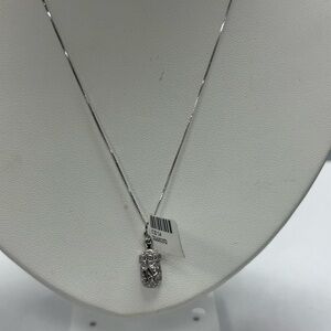 Elegant diamond  Pendant Necklace